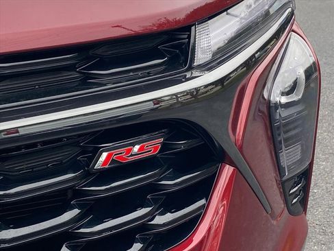 Used 2024 Chevrolet Trax RS w/ Driver Confidence Package image 7