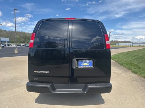New 2026 Chevrolet Express 2500 w/ Driver Convenience Package RWD image 5