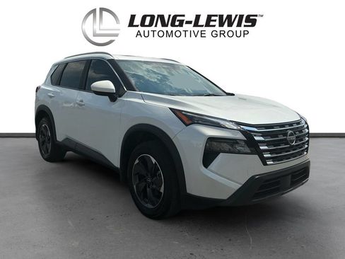 Used 2026 Nissan Rogue SV w/ SV Premium Package FWD image 10