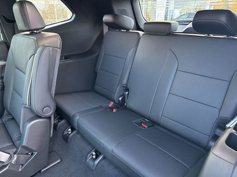 New 2026 Buick Enclave Preferred w/ Power Package image 11