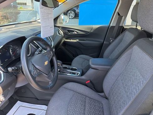 Used 2023 Chevrolet Equinox LT AWD/4WD image 13