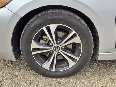 Used 2023 Nissan Sentra SV image 10