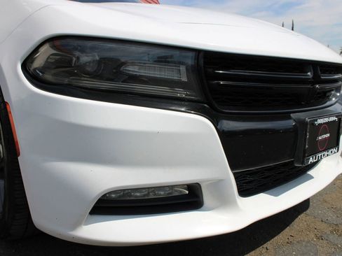 Used 2018 Dodge Charger R/T w/ Plus Group image 11