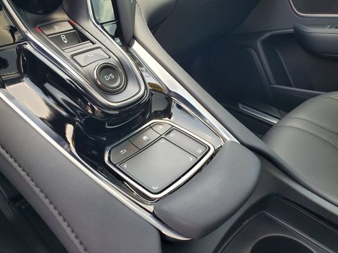 Used 2024 Acura RDX SH-AWD image 32