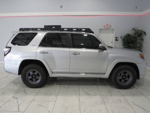 Used 2014 Toyota 4Runner Limited AWD/4WD image 2