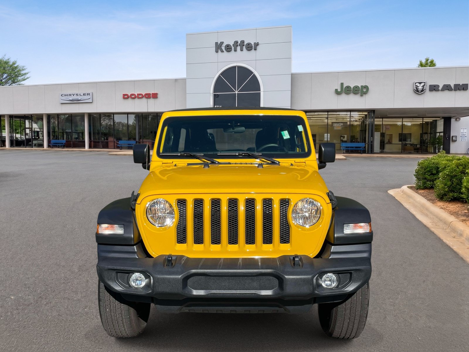 Used 2020 Jeep Wrangler Unlimited Sport AWD/4WD image 2