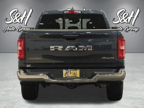 Used 2025 RAM 1500 Big Horn AWD/4WD image 18