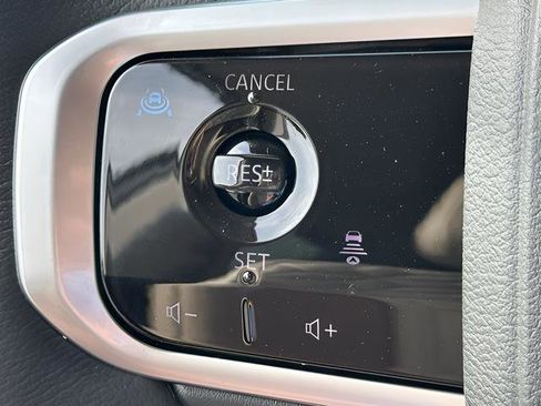 New 2026 Nissan Armada Platinum image 38