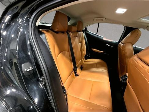 Used 2022 Lexus UX 250h w/ Premium Package AWD/4WD image 25