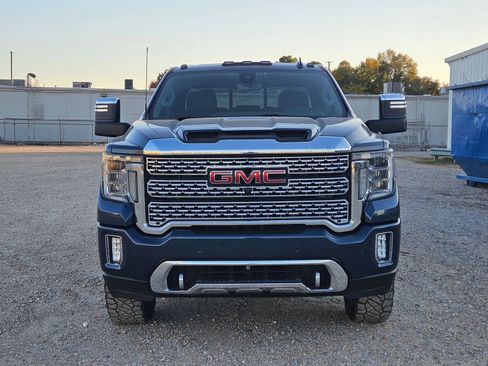 Used 2020 GMC Sierra 2500 Denali w/ Denali Ultimate Package image 9