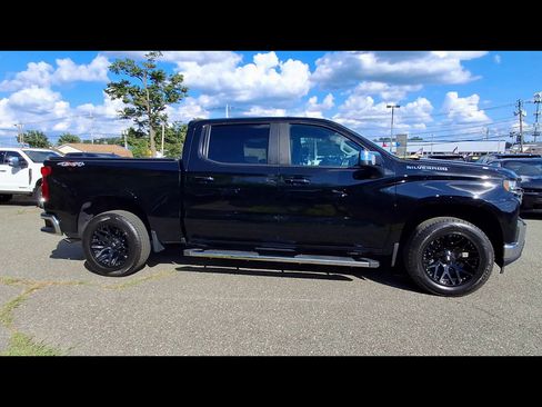 Used 2021 Chevrolet Silverado 1500 LT w/ Safety Package AWD/4WD image 9