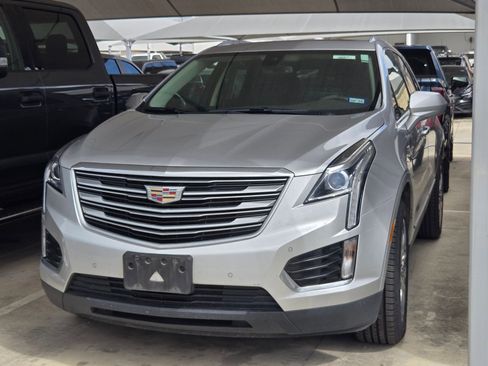 Used 2019 Cadillac XT5 Luxury FWD image 3