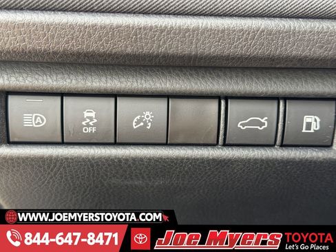 Used 2025 Toyota Camry LE image 25