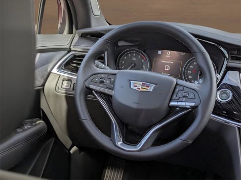 Certified 2025 Cadillac XT6 Premium Luxury w/ Technology Package image 19