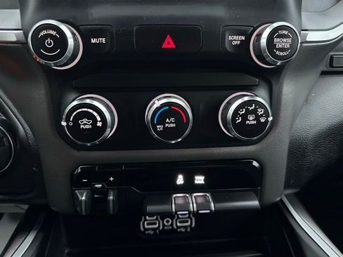 Used 2021 RAM 1500 Big Horn image 37