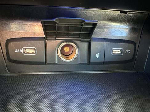 Used 2024 Hyundai Tucson Limited image 33