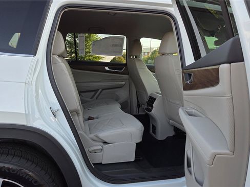 New 2026 Volkswagen Atlas SE AWD/4WD image 32