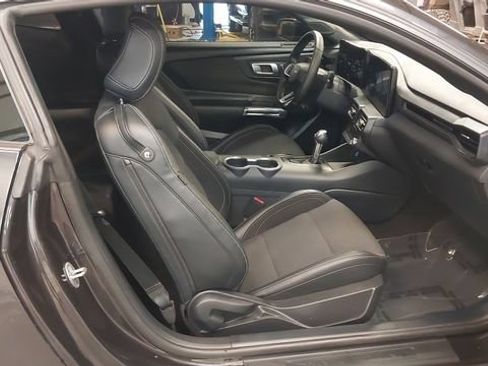 Used 2024 Ford Mustang Coupe RWD image 30