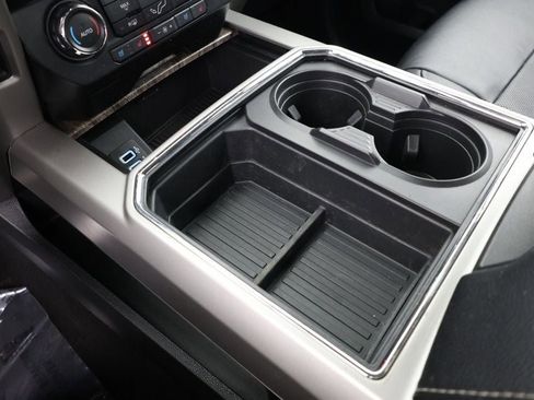 Used 2019 Ford F250 Lariat w/ Lariat Ultimate Package image 14