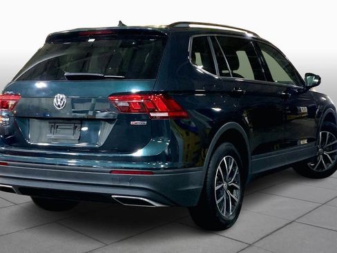 Used 2019 Volkswagen Tiguan SE w/ Panoramic Sunroof Package image 13