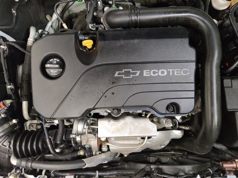 Used 2018 Chevrolet Malibu LT FWD image 30
