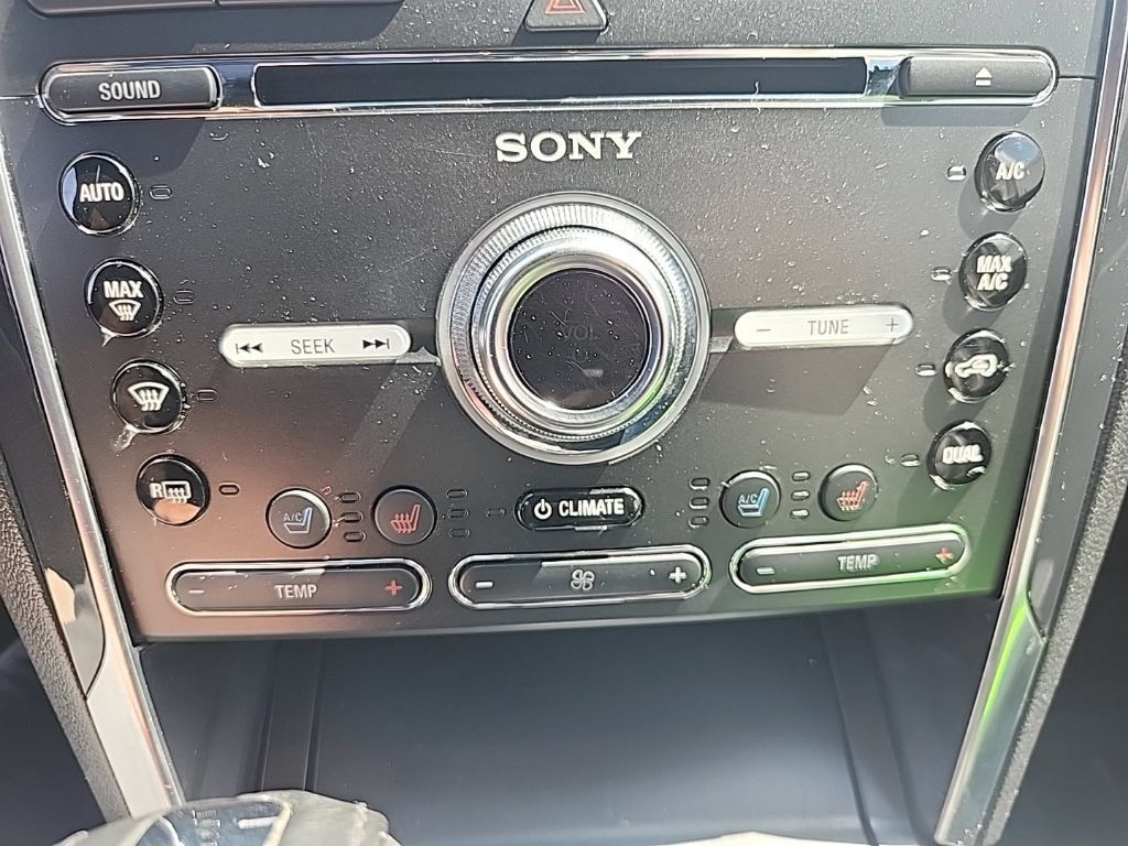 Used 2018 Ford Explorer Limited AWD/4WD image 18