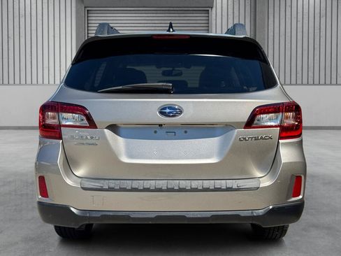 Used 2016 Subaru Outback 2.5i Limited AWD/4WD image 10