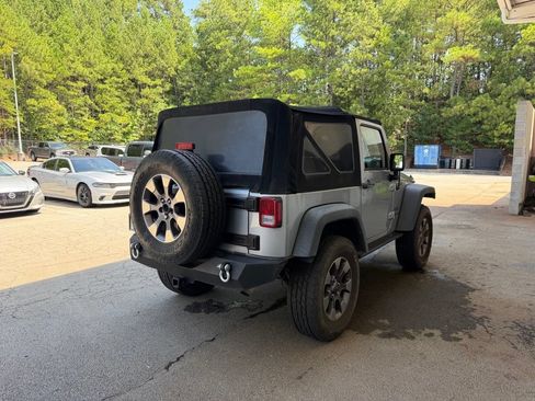 Used 2015 Jeep Wrangler Sport w/ Quick Order Package 24S AWD/4WD image 7