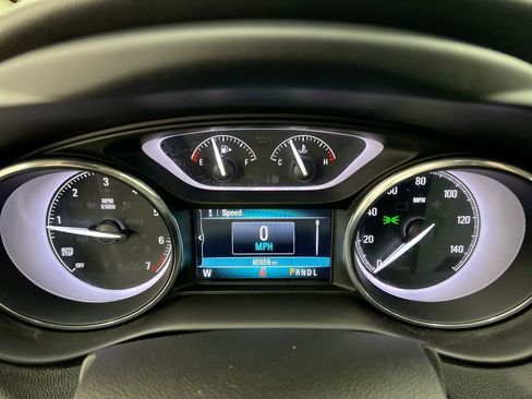 Used 2020 Buick Envision Essence image 12