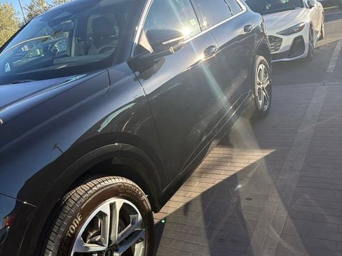 Used 2025 Audi Q5 Premium AWD/4WD image 2