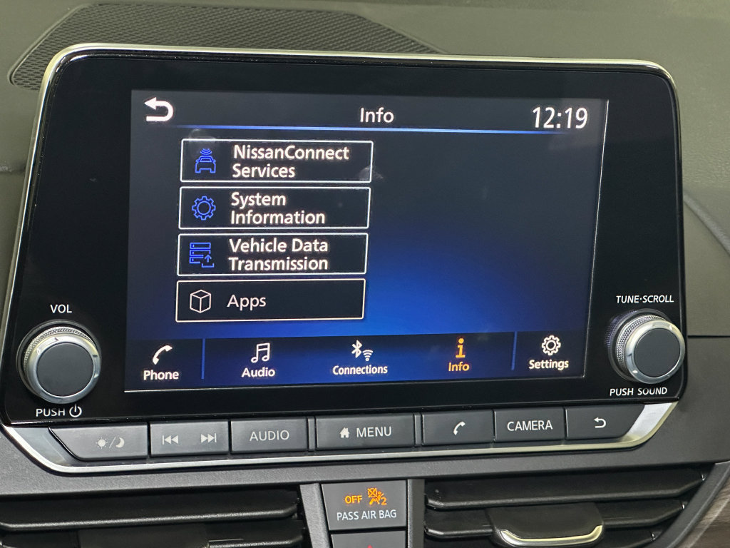 Used 2025 Nissan Altima 2.5 SV AWD/4WD image 35