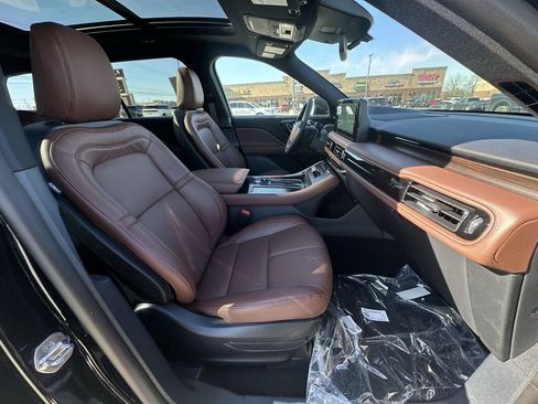 New 2026 Lincoln Aviator Reserve AWD/4WD image 26