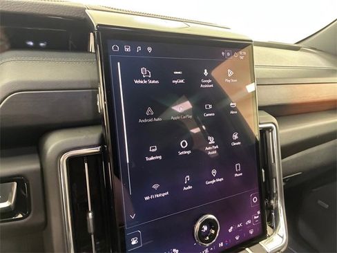 Certified 2025 GMC Yukon Denali image 26