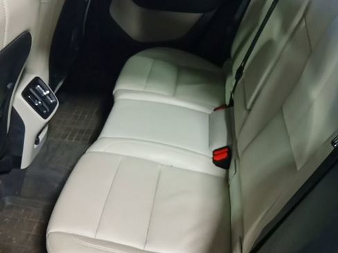 Used 2023 Volvo XC40 B5 Ultimate w/ Protection Package Premier image 11