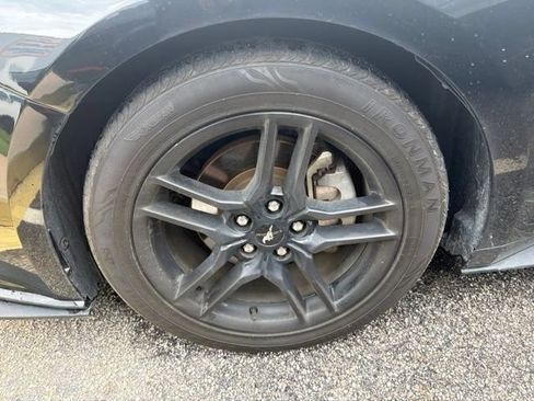 Used 2023 Ford Mustang Premium RWD image 3