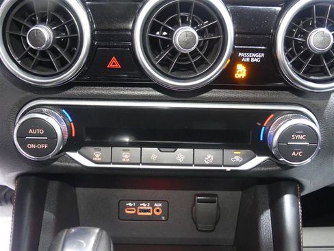Used 2021 Nissan Sentra SR FWD image 38