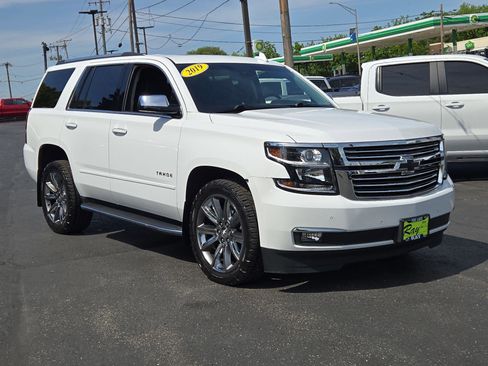 Used 2019 Chevrolet Tahoe Premier AWD/4WD image 2