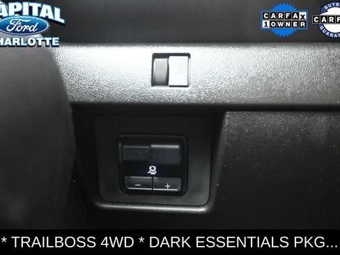 Used 2024 Chevrolet Colorado Trail Boss w/ LPO, Dark Essentials Package AWD/4WD image 17
