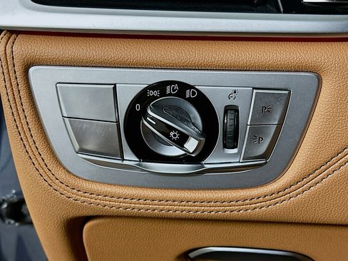 Used 2020 BMW 740i xDrive w/ Cold Weather Package image 17