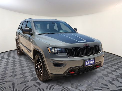 Used 2021 Jeep Grand Cherokee Trailhawk image 6