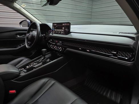 Used 2026 Honda Accord EX-L image 12