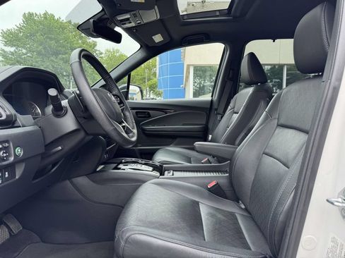 Certified 2023 Honda Passport Elite image 13