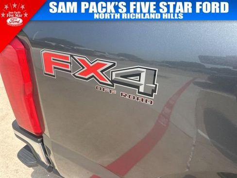 Used 2024 Ford F250 XLT w/ FX4 Off-Road Package AWD/4WD image 8