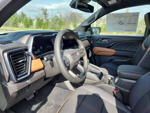 New 2026 GMC Canyon AT4 image 10