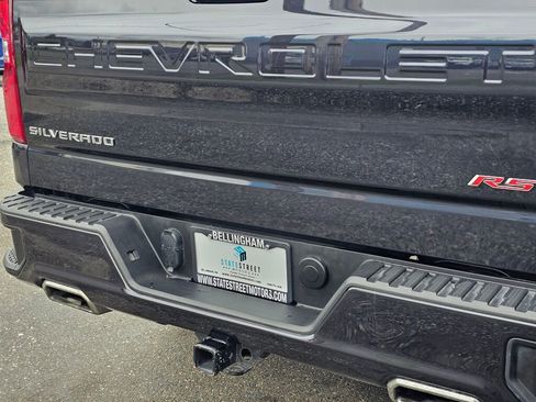 Used 2022 Chevrolet Silverado 1500 RST AWD/4WD image 13