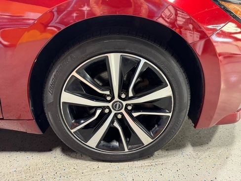 Used 2023 Nissan Maxima SL FWD image 26