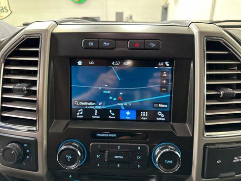 Used 2017 Ford F250 Lariat w/ Chrome Package image 24