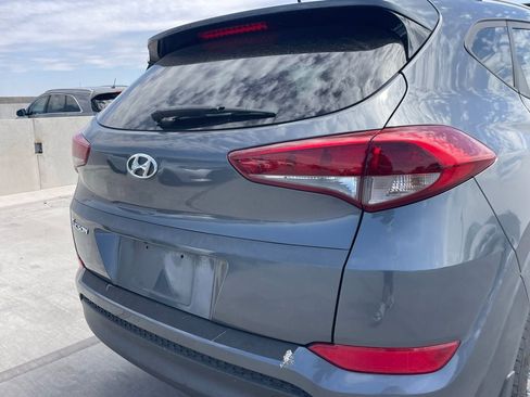 Used 2016 Hyundai Tucson SE w/ Option Group 02 FWD image 4