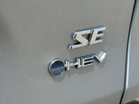 Certified 2025 Toyota RAV4 SE AWD/4WD image 11