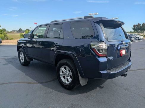 Used 2021 Toyota 4Runner SR5 RWD image 7